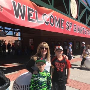 Meet your Posher, Cassandra